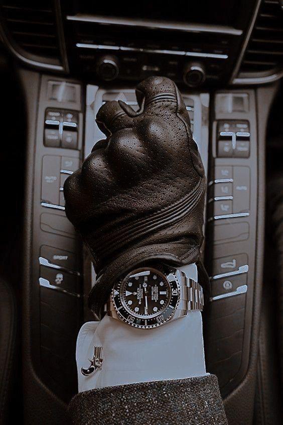 Metallic Strap Watch