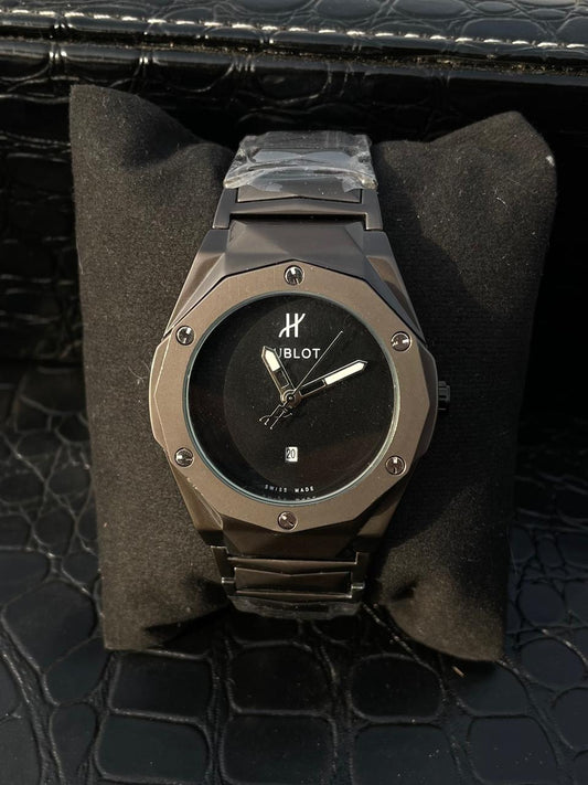 All Black heavy weight HUB watch 🔥
 180gm