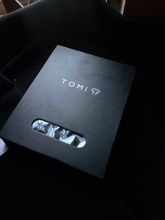 ALL black Tomi Gift Set