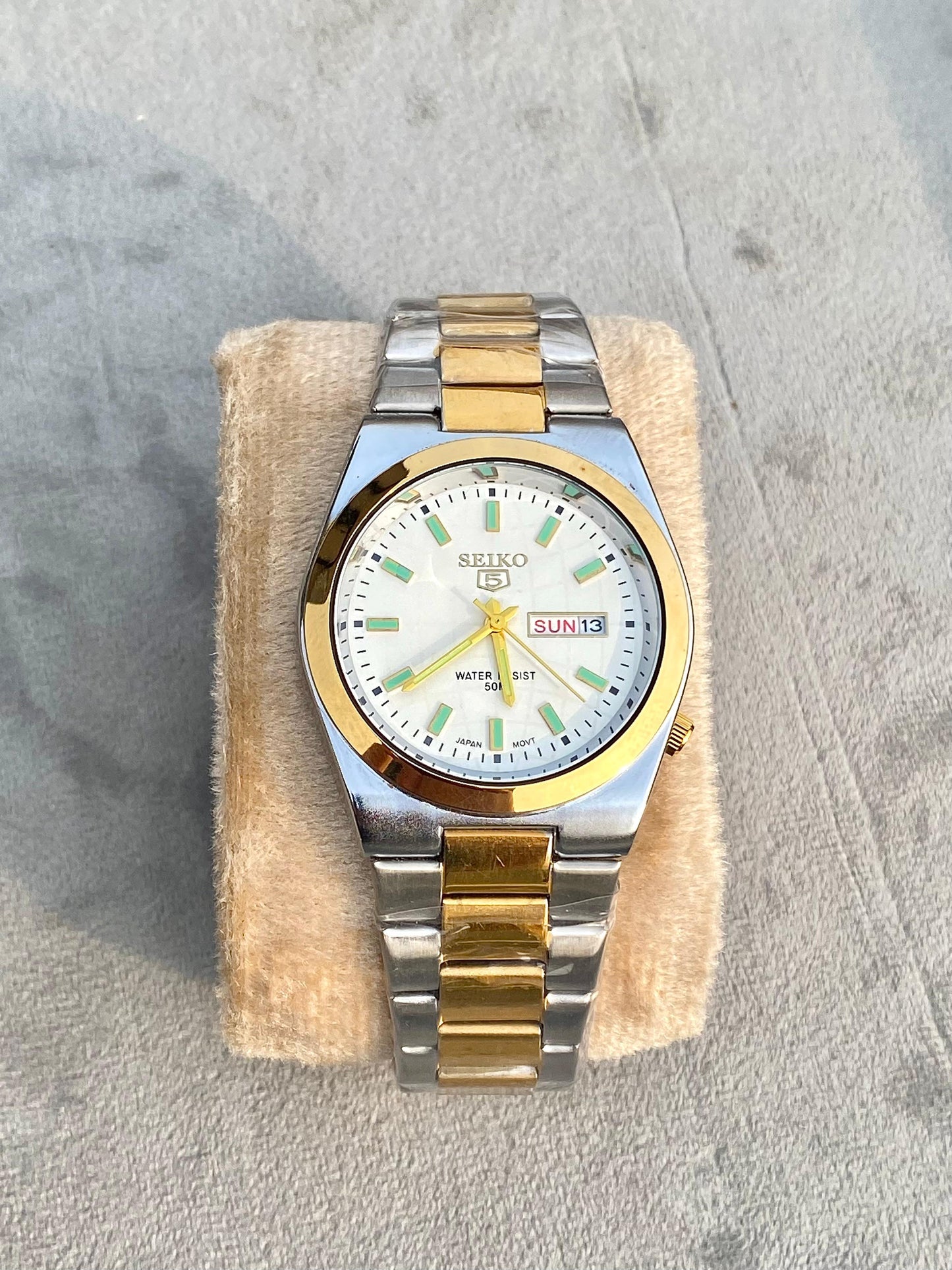 SKo Two Tone Date & Day chain watch