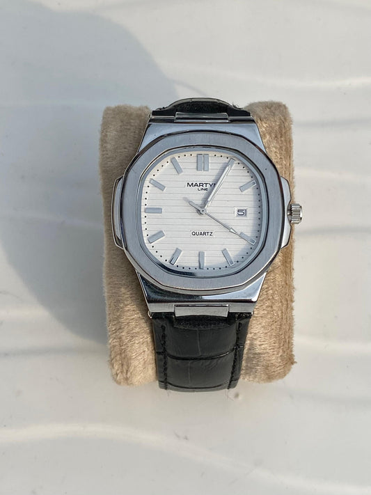 Decent  black strap white Dial martin Leather watch