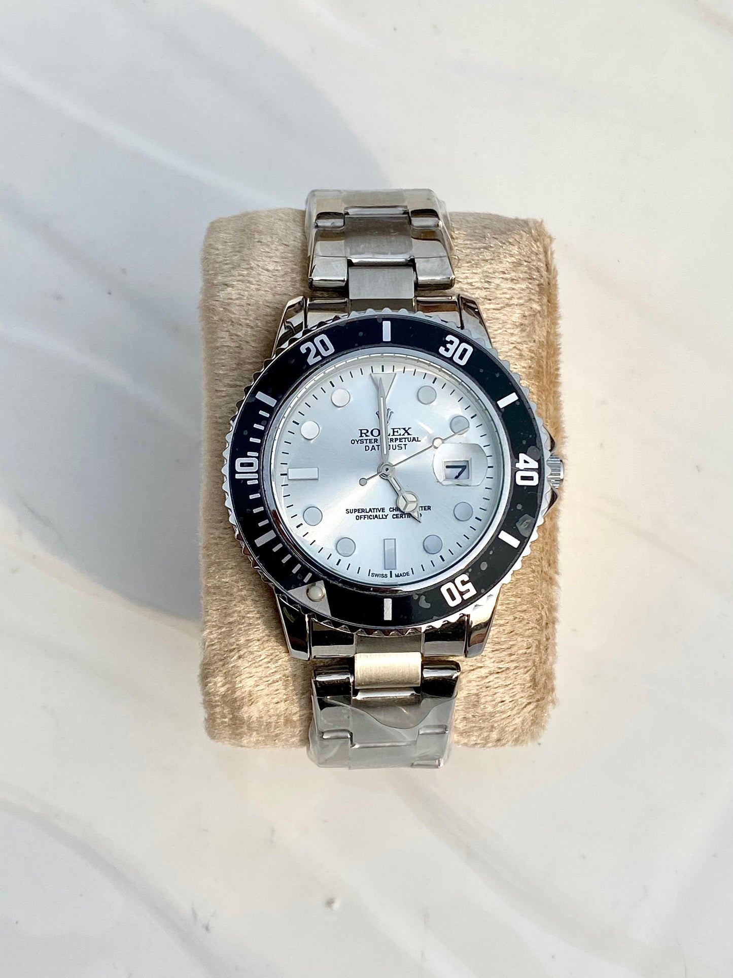 RLX white Dial & Silver chain watch