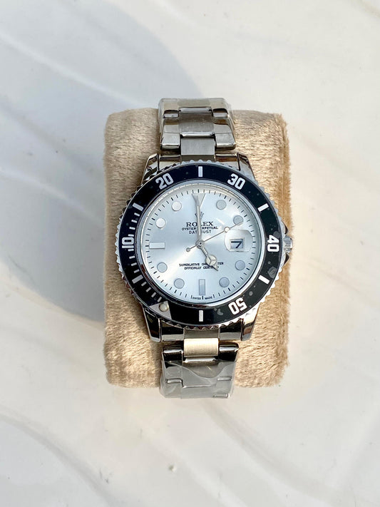 RLX white Dial & Silver chain watch